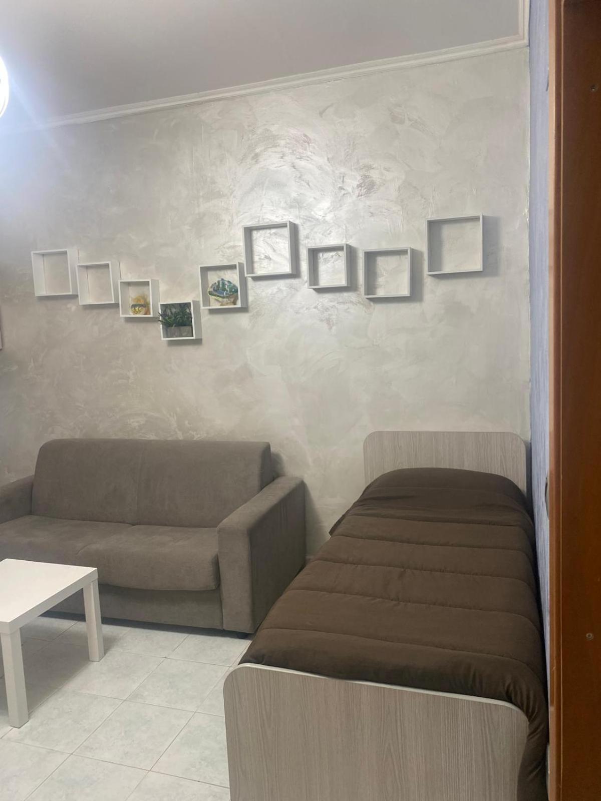 La Casa Di Vera Наполи Екстериор снимка
